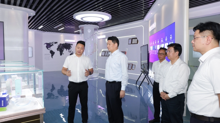 姜冬冬调研就业创业和促进共同富裕工作